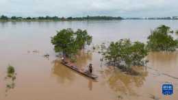 寮國永珍：漲水的湄公河