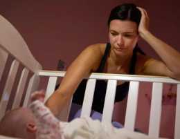 新生兒晚上總是哭，如何讓寶寶安靜睡覺？4個止哭妙招送給你！