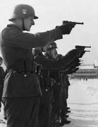 魯格P08手槍：二戰德軍軍官配槍，讓盟軍著迷的戰利品
