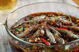 醉蝦是南通、上海及寧波一帶一道特色傳統名菜，肉質鮮美口感飽滿