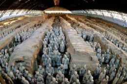秦始皇大軍穿越到清朝末期，能夠打退八國聯軍嗎？真相出爐