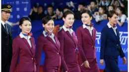 《中國機長》穿空姐制服很美，她們時尚造型更美