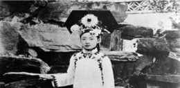 她是溥儀最小皇妹，中國最後一位格格，離世遺言讓人綽然淚下！