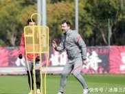 新任主教練萊科今日開訓，上海海港隊結束“無帥期”
