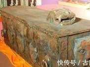 廣西農民挖出一口銅棺，專家上報請求保護，上級迴應：火速熔化
