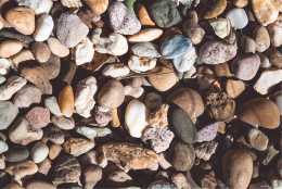 為什麼河卵石制砂受歡迎？河卵石制砂機真的靠譜嗎？