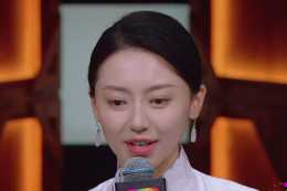 黃夢瑩問關於主角臉的問題，趙薇回答說沒有，還用黃渤來舉例證明