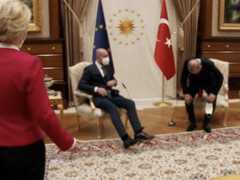 土耳其鑲金椅子是男性特權 歐盟首位女主席：那我呢？