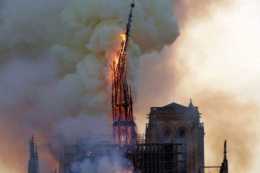 巴黎聖母院大火惹人心疼，美麗的風景，一旦錯過可能就是一輩子